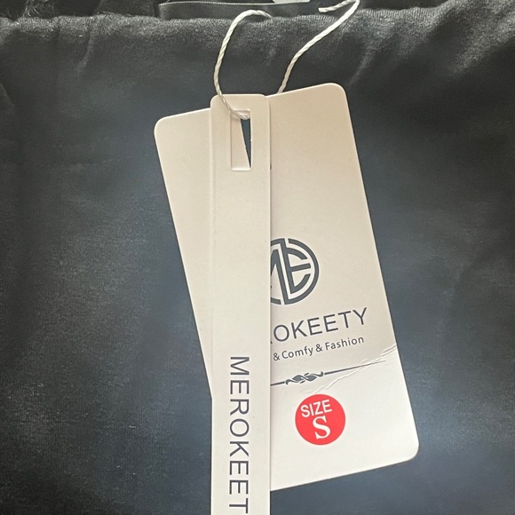 Merokeety Loose Jumpsuit Overalls Adjustable Strap Wide Leg Romper with Pockets - Picture 4 of 9